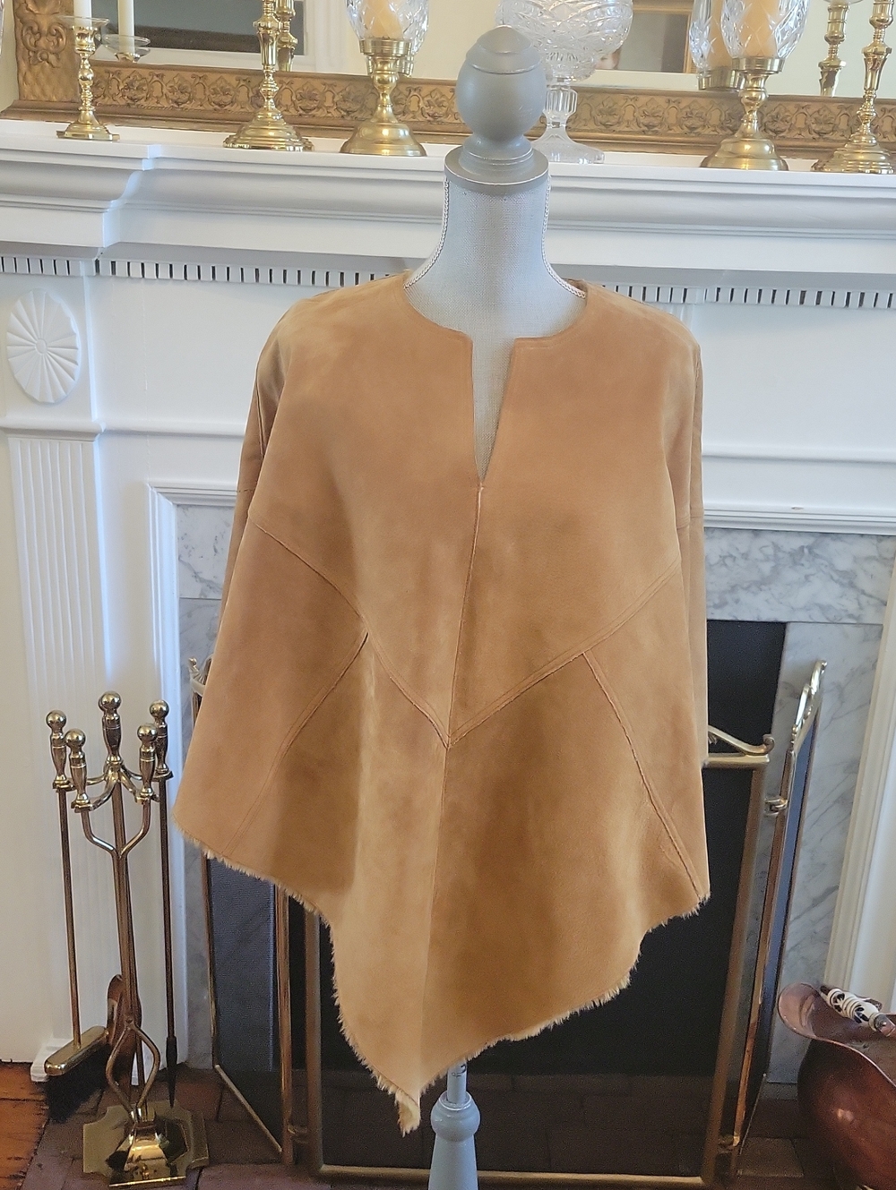Vtg 90's Newport News Suede Cape